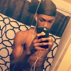 Meet your Posher, Darian